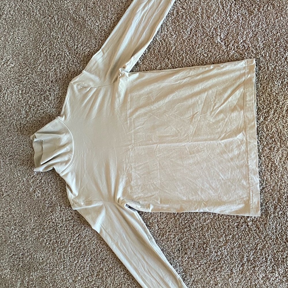 Mens Medium H&M Cream Turtleneck